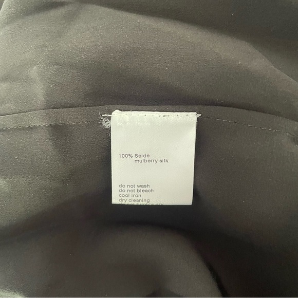 AKRIS Punto Silk Ruffle Sleeve Black long sleeve Top Size 8 37936 - Picture 5 of 8